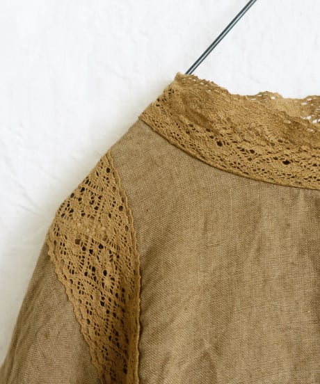 【 LIMITED COLLECTION 】Antiquités noir  800401  Linen Lace Blouse / 2 COLORS