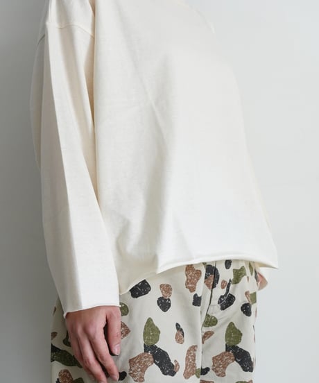 “UNDYED × Antiquités” 1000951 UNDYED Pullover / 3 COLORS