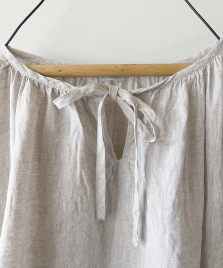 i c h i  251004 French Linen Gathered Blouse / 2 COLORS
