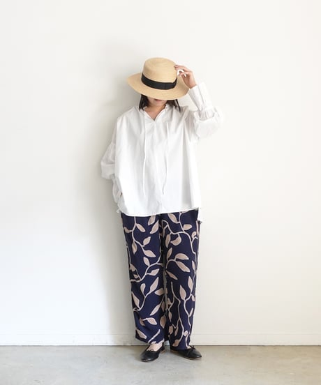 i c h i  250901  Painting Leaf Relax Pants / 2 COLORS