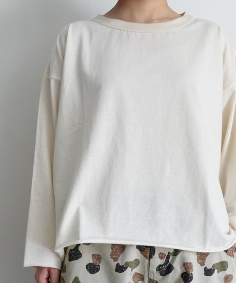 “UNDYED × Antiquités” 1000951 UNDYED Pullover / 3 COLORS