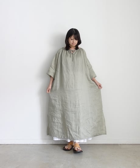 i c h i 251005 French Linen Gathered Dress / C : EARTH KHAKI