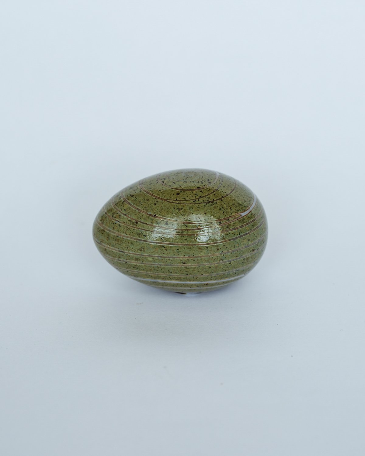 Oiva Toikka blown glass egg object | gefühl kl