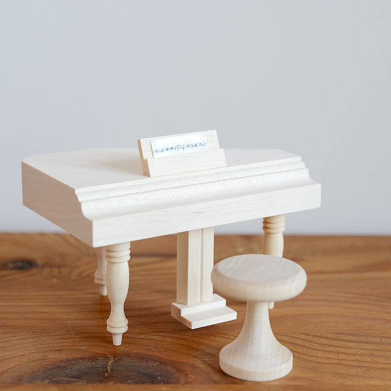 ドールハウス/家具】〈3才-〉ピアノ(白木) | TOYS&GIFT MOMO