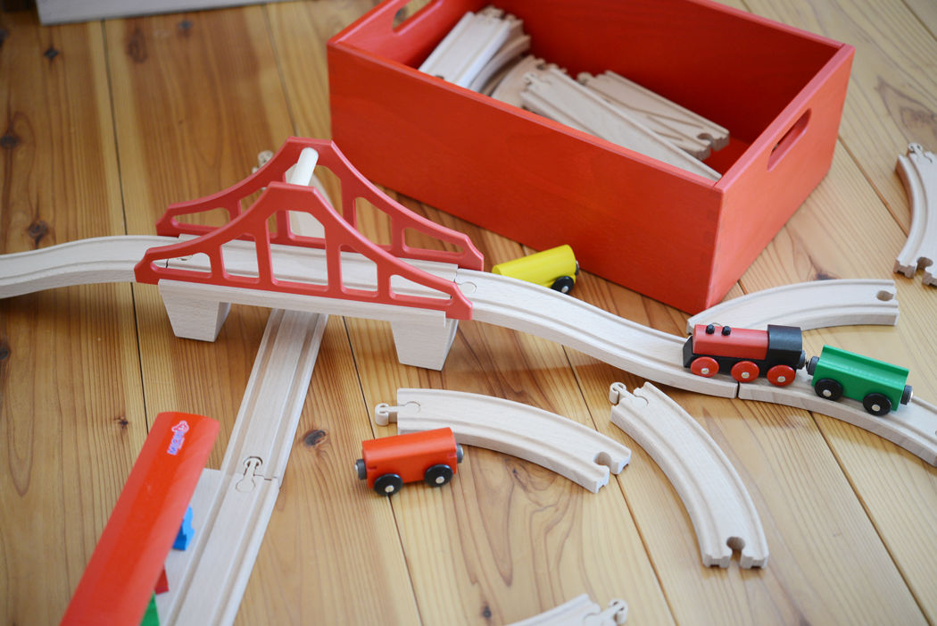 【美品】デュシマ社　積み木　収納ケース付き デュシマ社の積み木｜保育教材・木のおもちゃの通販【クレヨンハウス】