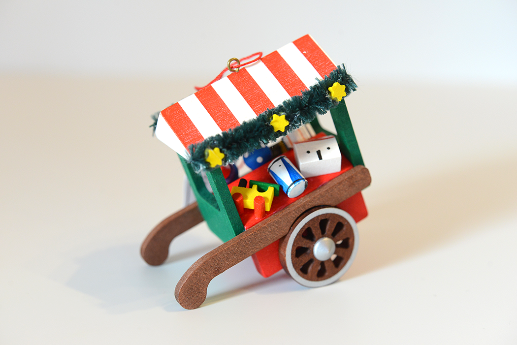 【専用】アスティエ・クリスマスオーナメント　ドル札・バービーカー クリスマス】オーナメント おもちゃのマーケット車 | TOYS&GIFTS MOMO