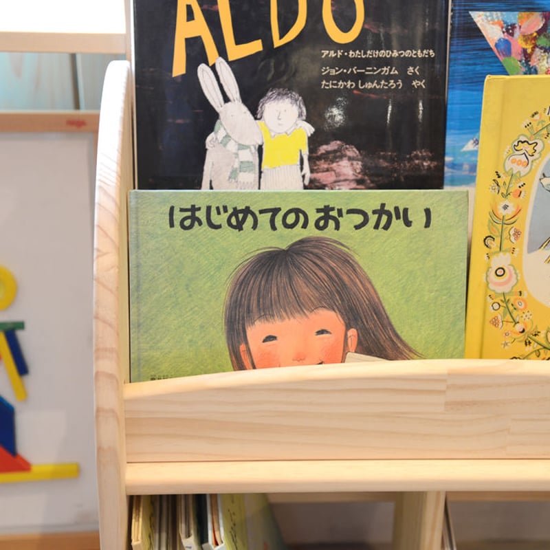 取り寄せ品※【子どもの家具/本棚】木遊舎 パイン本立て 取り寄せ品※【子どもの家具/本棚】木遊舎 パイン本立て