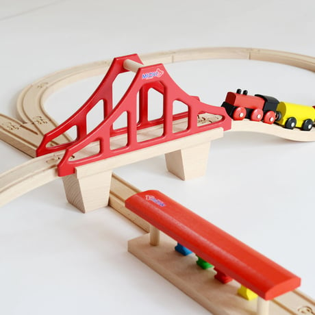 〈3才-〉MICKI  汽車セット つり橋