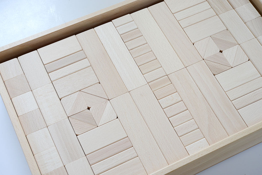 【檸檬さま専用】デュシマ社 フレーベル積木(大) 208ピース 取り寄せ品※〈3才-〉フレーベル積木（大）(208ピース/木箱入り