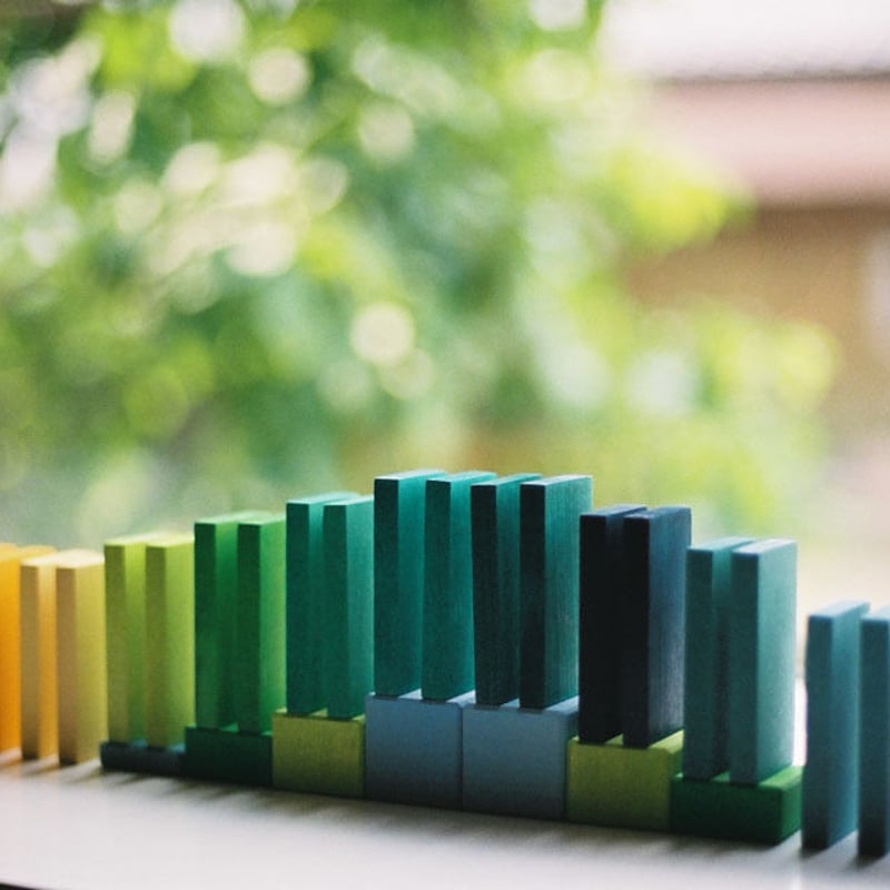 2才-〉にじドミノ (58枚) （カラーチャートブロック） | TOYS&GIFT MOMO