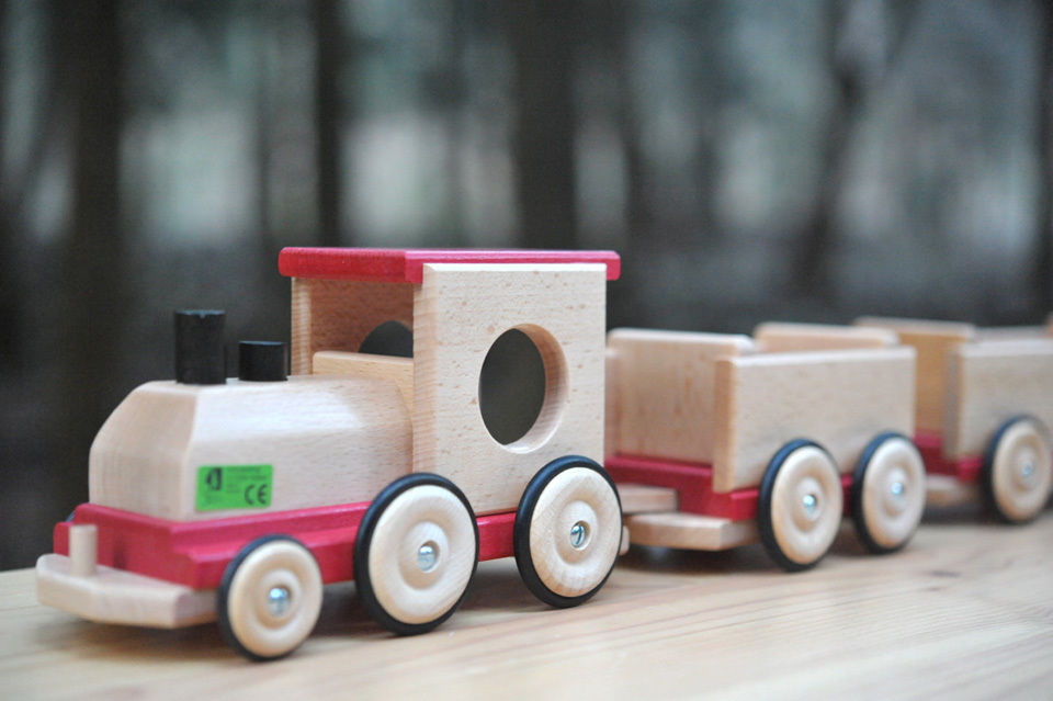 ベック社　機関車　ベック　汽車　ドイツ　木のおもちゃ ベック BE-機関車 大きな汽車・貨車 3両編成 動かして遊ぶ 木製