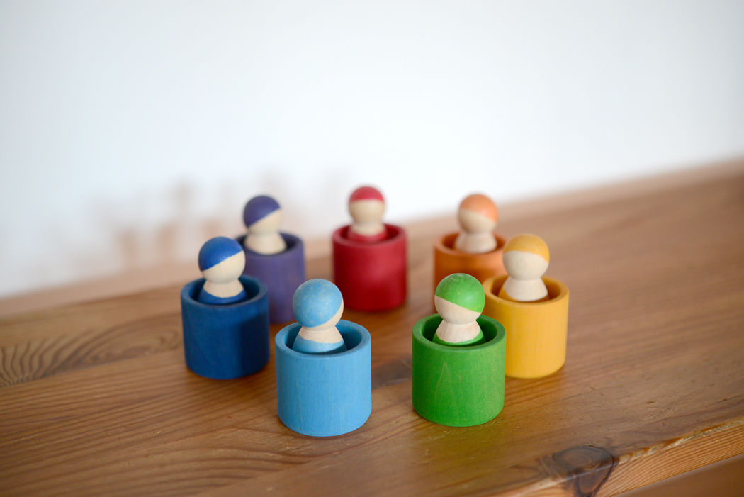 1才-5才〉カラフルフレンズ 虹色のこびとたち | TOYS&GIFT MOMO