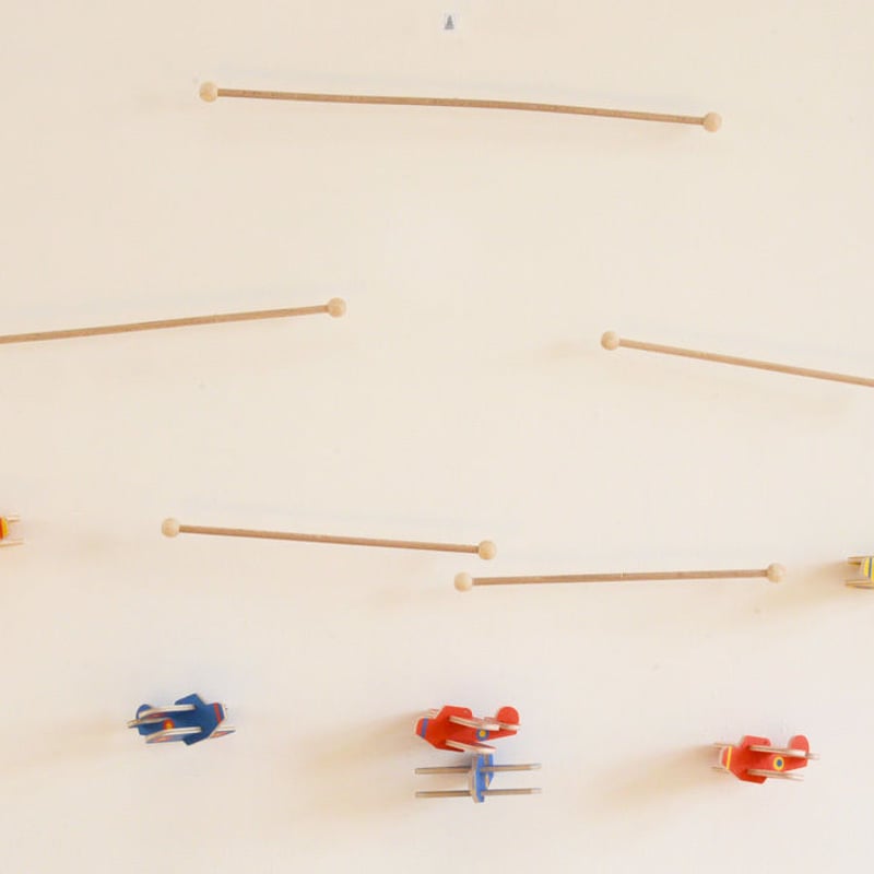 3ヶ月-〉モビール（立体）飛行機 | TOYS&GIFT MOMO