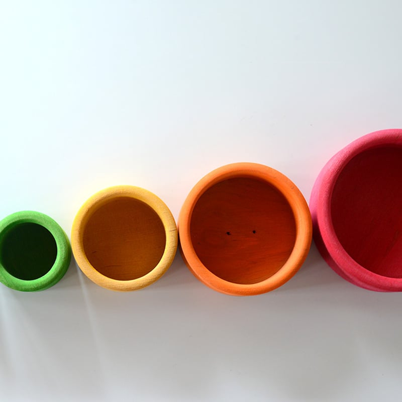 1才-〉コップかさね・レインボー | TOYS&GIFT MOMO