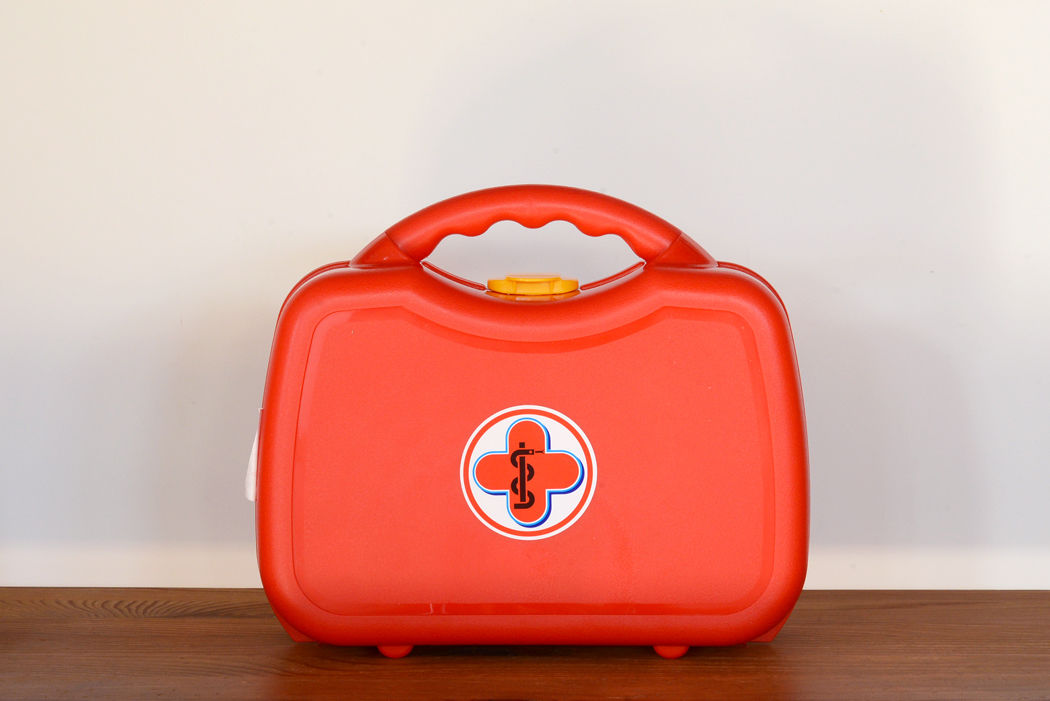 子どもの心の診療入門　全巻セット おままごとセット マザーガーデン いちごのお医者さんセット