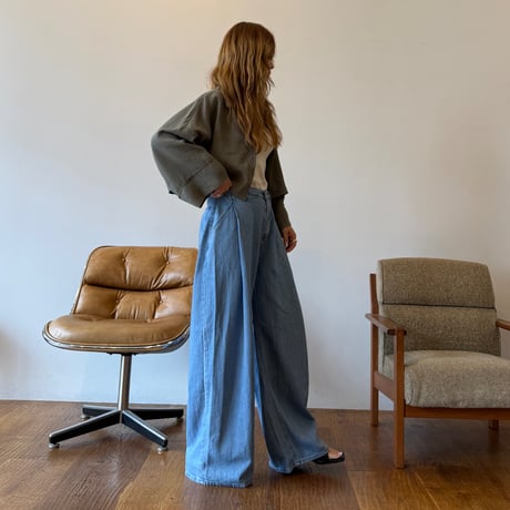 tuck wide denim