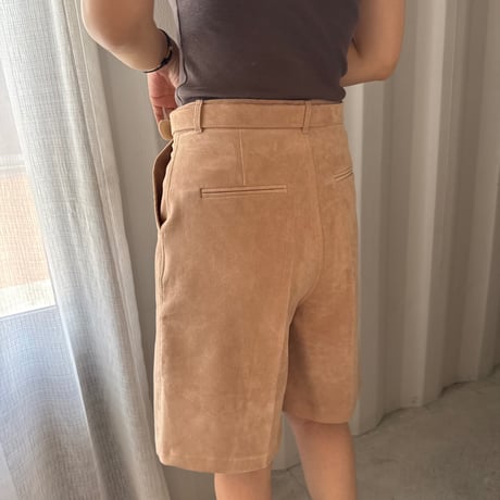 suède half pants