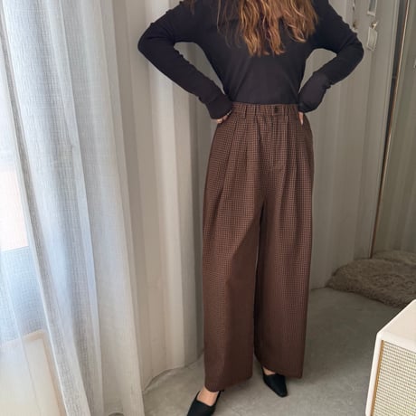 check wide pants