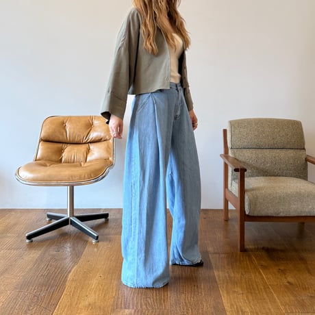 tuck wide denim