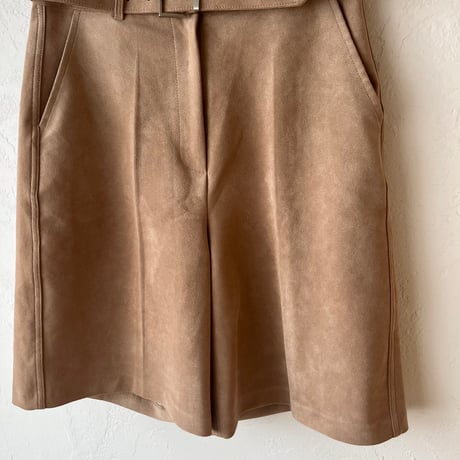 suède half pants
