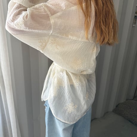 embroidery  shirt
