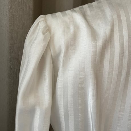stripe tie blouse
