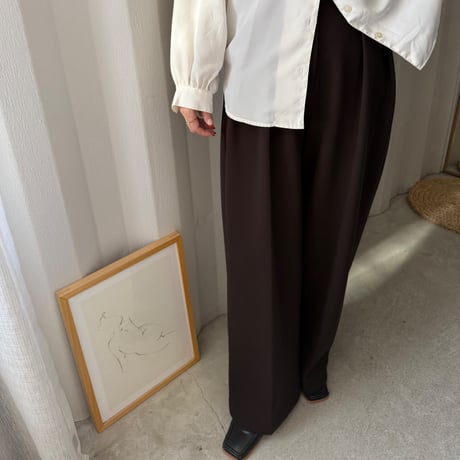 blanket lining tuck wide pants（2color）