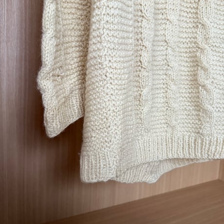 80’-90’ hand knit cardigan