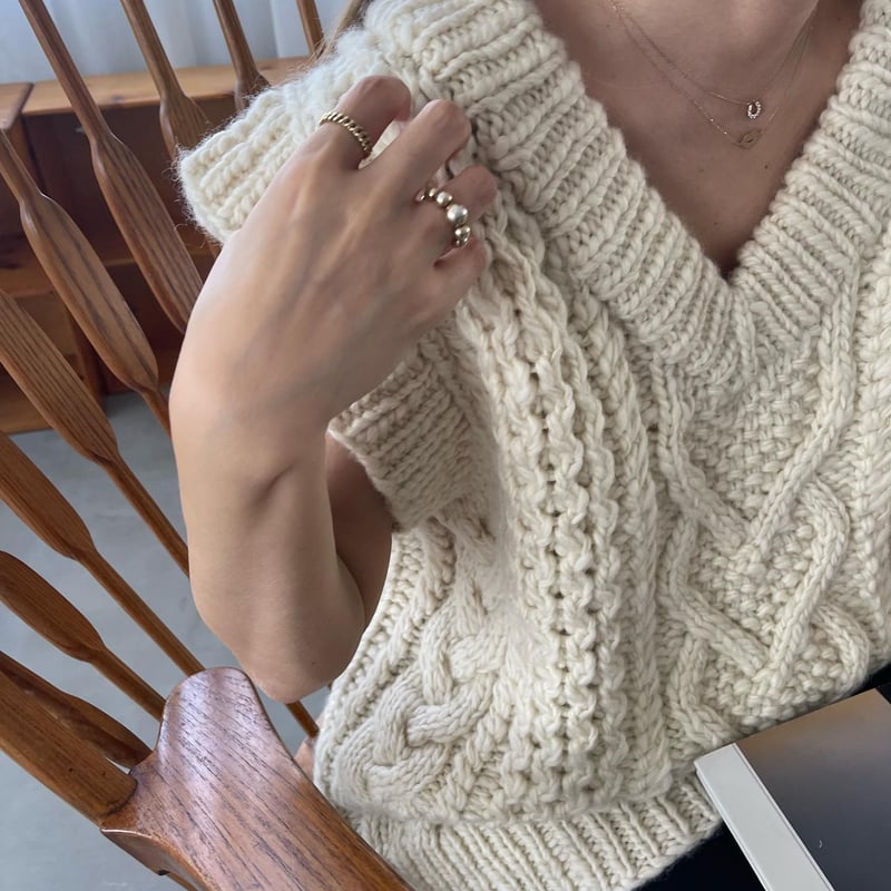FLEN handmade knit vest アイボリー original］handmade knit vest (2color) | FLÉN