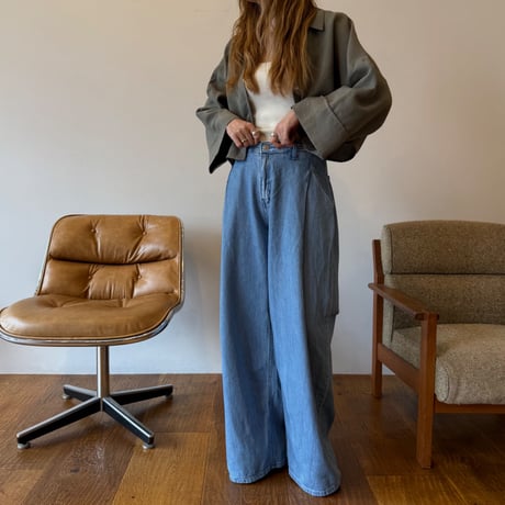 tuck wide denim