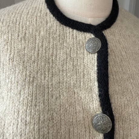 bi-color knit cardigan
