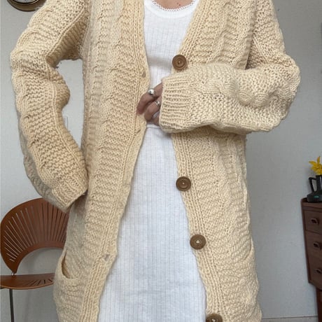 80’-90’ hand knit cardigan