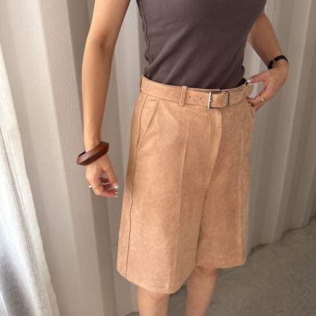 suède half pants