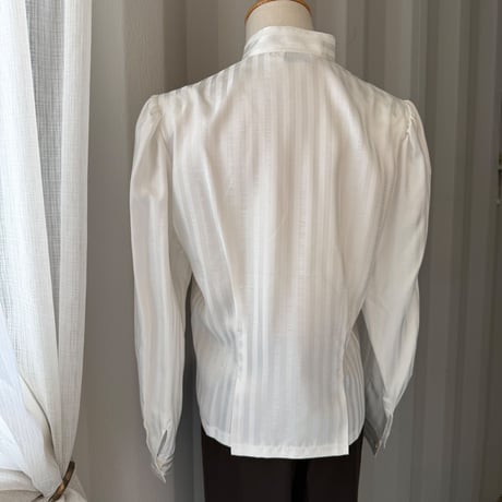 stripe tie blouse