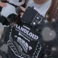 「うちのピアノロイドが殺人鬼である可能性は微粒子レベルで存在する」ロンT