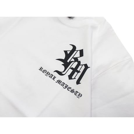 ROYAL MAJESTY -【OLD ENGLISH CROSS ON SLEEVE T-SHIRTS - WHITE】