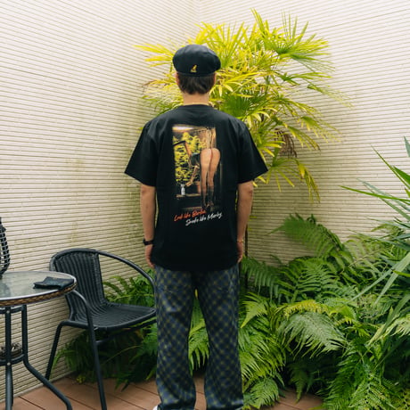 ROYAL MAJESTY -【LOOK LIKE BARBIE SMOKE LIKE MARLEY T-SHIRTS】