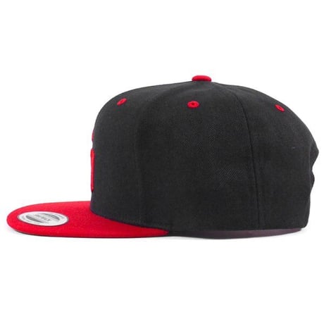 ROYAL MAJESTY - 【OLD ENGLISH CAP - BLACK / RED】