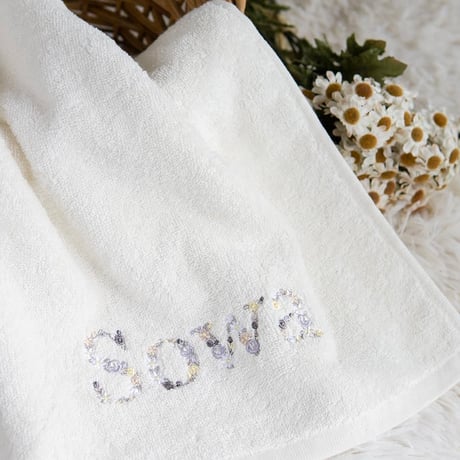 出産祝い ギフトセット 刺繍 名入れ 男の子 女の子 オーガニックコットン名前入りバスタオル2枚セット・FLOWERS・リュエール