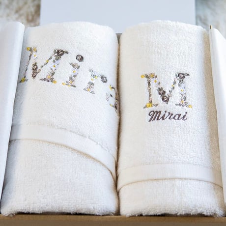 出産祝い 男の子 女の子 刺繍 名入れ ギフトセット オーガニックコットン名前入りバスタオル2枚セット・FLOWERS・ラヴィソン