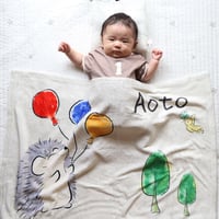 出産祝い オールシーズン使える通年用素材 名前入りブランケット ラッピング無料 はりねずみと遊ぼ