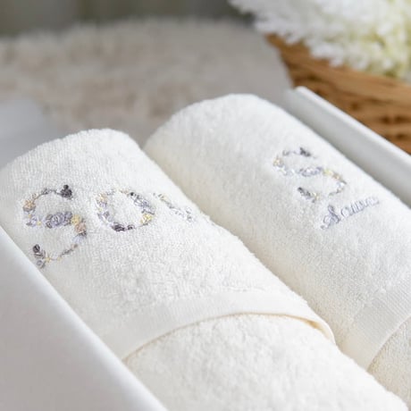 出産祝い ギフトセット 刺繍 名入れ 男の子 女の子 オーガニックコットン名前入りバスタオル2枚セット・FLOWERS・リュエール