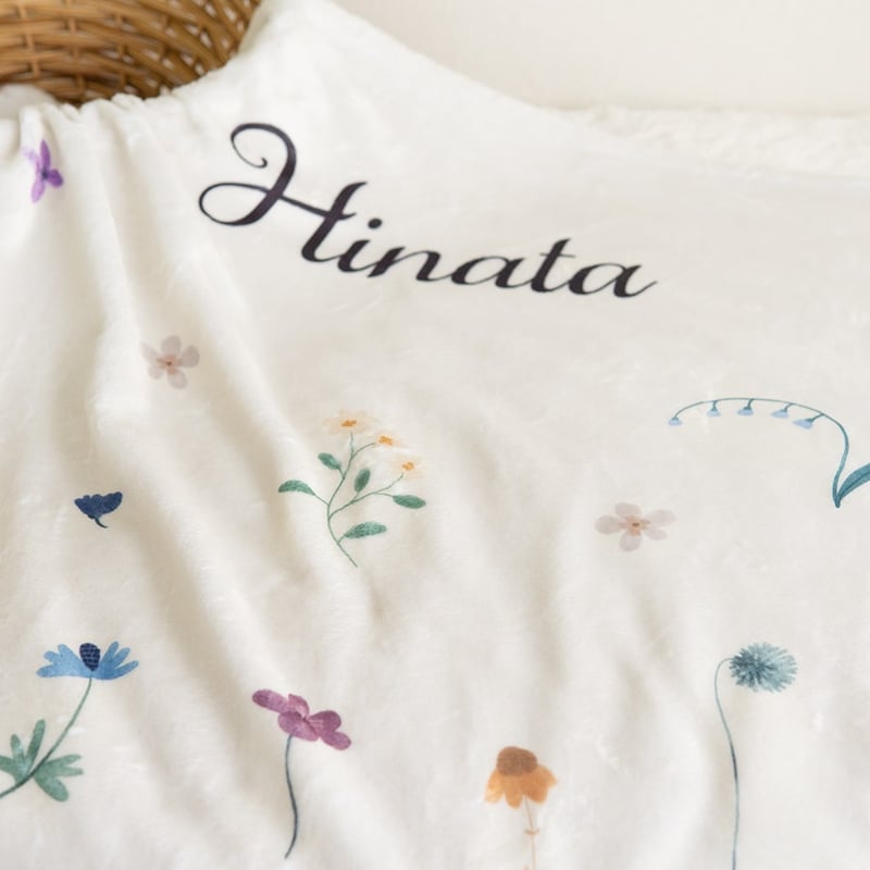 出産祝いのギフトセット 名前入りブランケットと名前入りミニハンカチ2