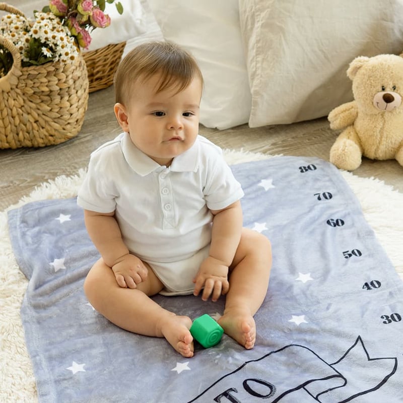 出産祝いのギフトセット 身長計付き名入れブランケットと名前入りミニ