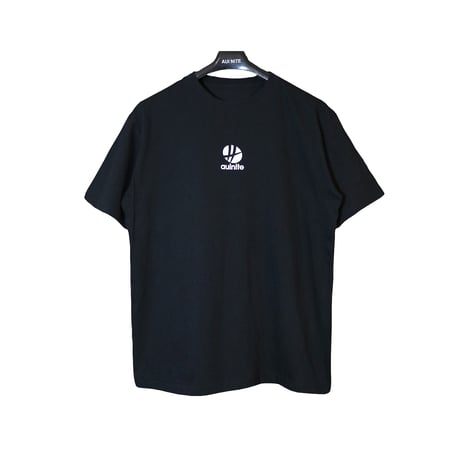 Sports logo tee