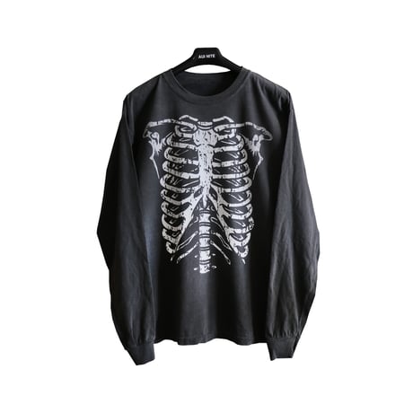 skeleton L/S tee