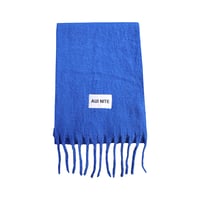 Mom’s big scarf