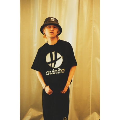 Sports metal logo tee