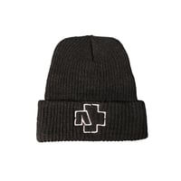 Logo knit cap