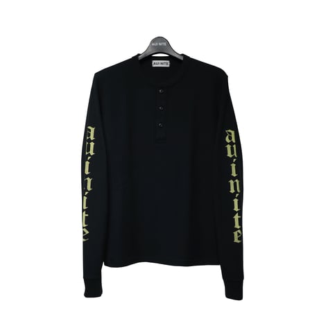 Sleeve logo henley L/S tee